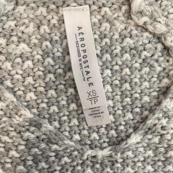 Aéropostale Chunky Light Gray Waffle Sweater - Picture 9 of 15